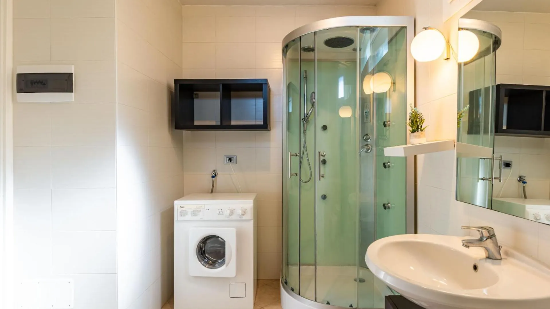 מולטראזיו Apartment Teresa By Interhome 0*,  איטליה